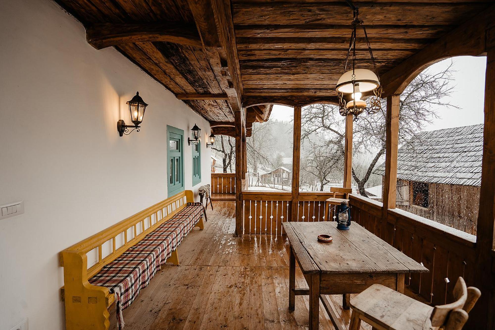La Bujda Lu Mosu Villa บอร์ชา ภายนอก รูปภาพ