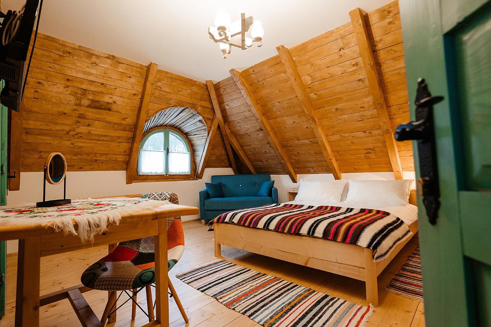 La Bujda Lu Mosu Villa บอร์ชา ภายนอก รูปภาพ