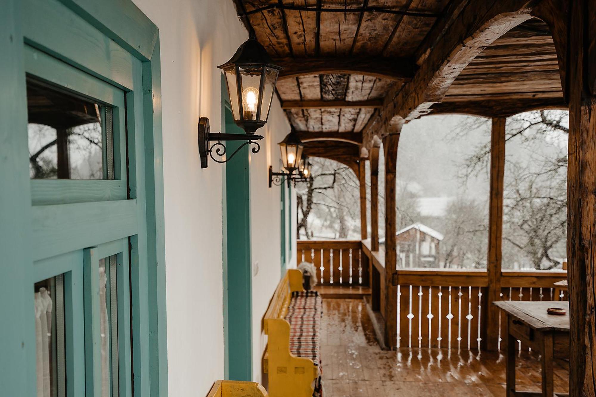 La Bujda Lu Mosu Villa บอร์ชา ภายนอก รูปภาพ